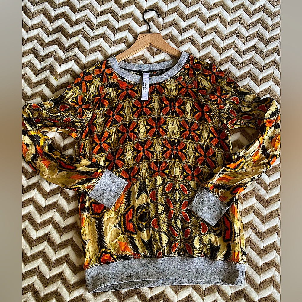 WLG by Giorgio Brato Silk
Geometric Top Kaleidoscope
Raglan Multicolour IT 42(S)